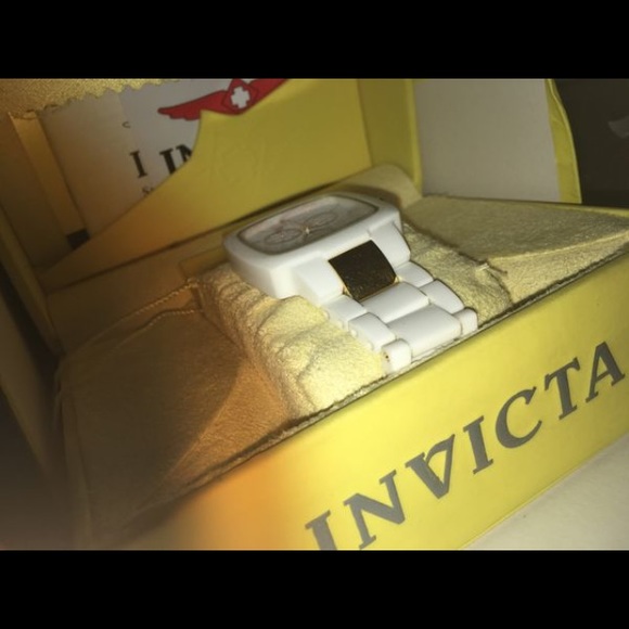 Older, invicta yellow adrenaline watch. - Picture 5 of 5